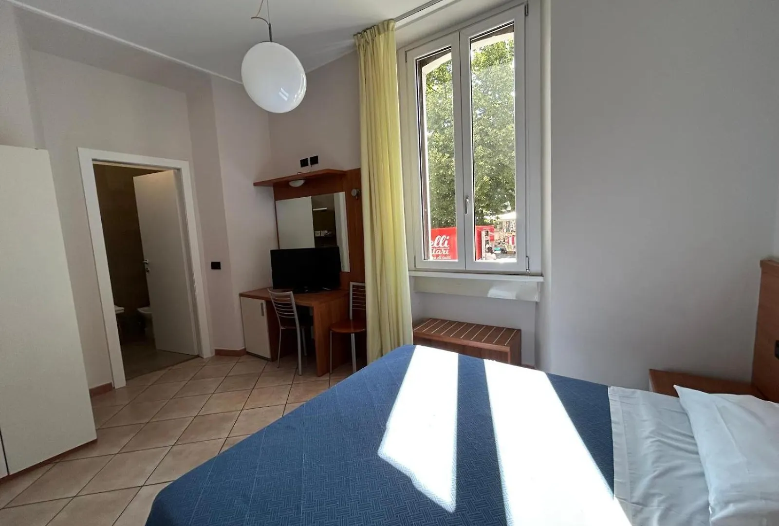 Albergo Salerno Milánó Olaszország
