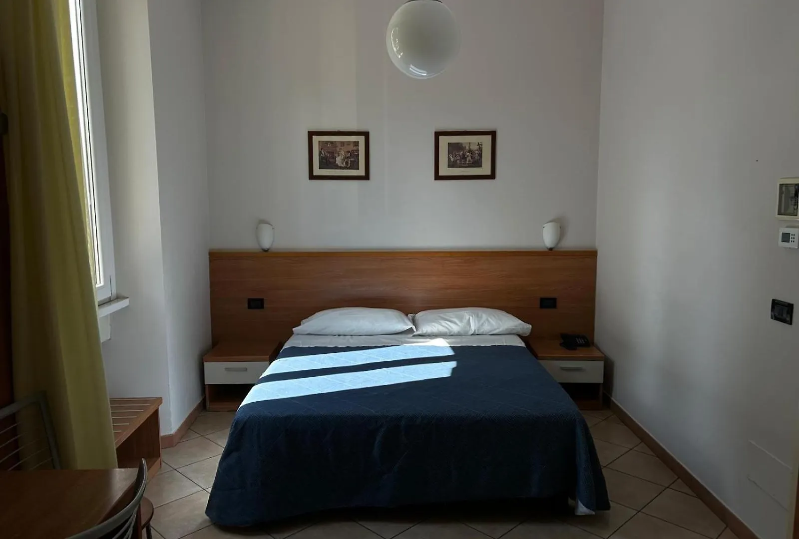 Albergo Salerno Milánó Szálloda