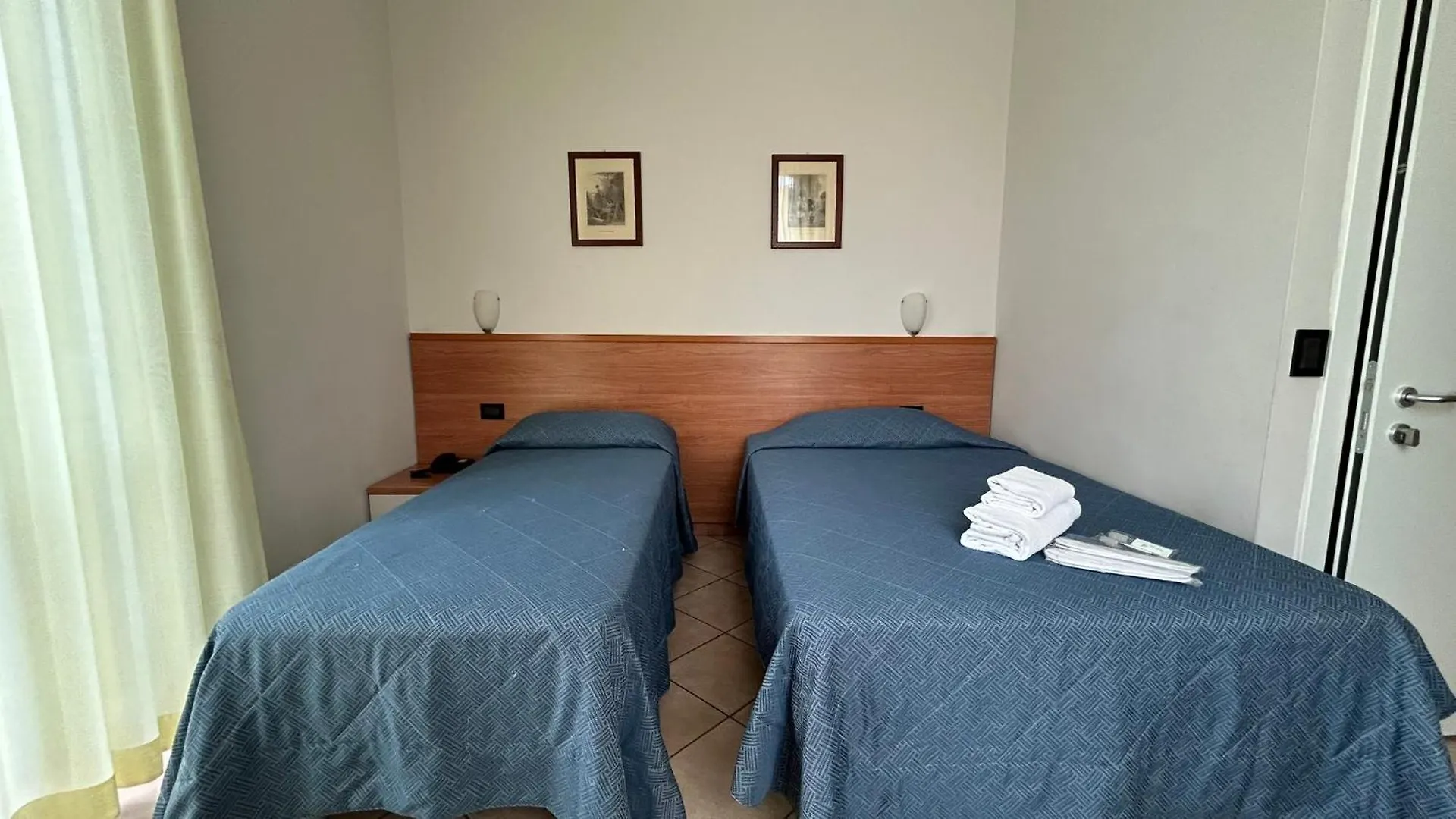 Szálloda Albergo Salerno Milánó