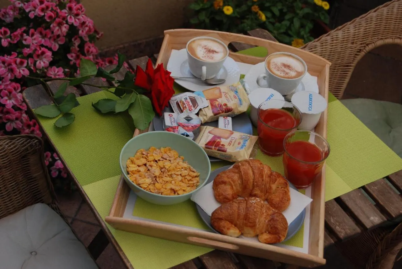 *** Hotel Albergo Salerno Milano Italia