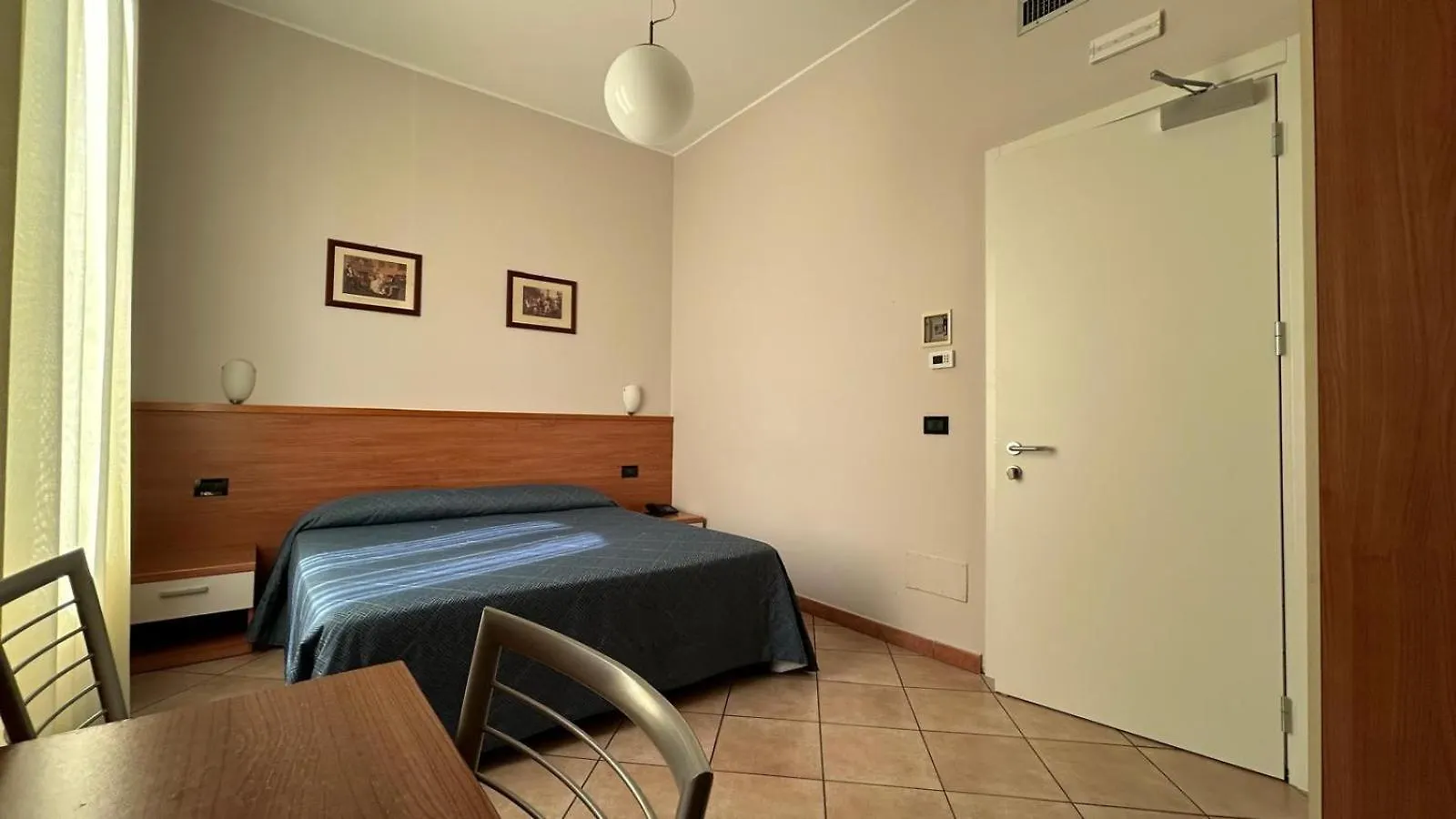 Albergo Salerno Milano Italia